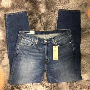 Levi’s | Men’s Straight Fit Jeans | Medium Wash